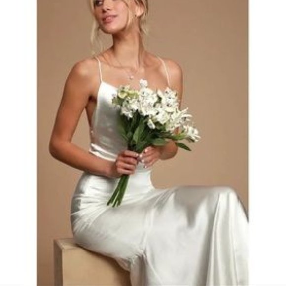 Elliatt Aisle Dress - Picture 3 of 4